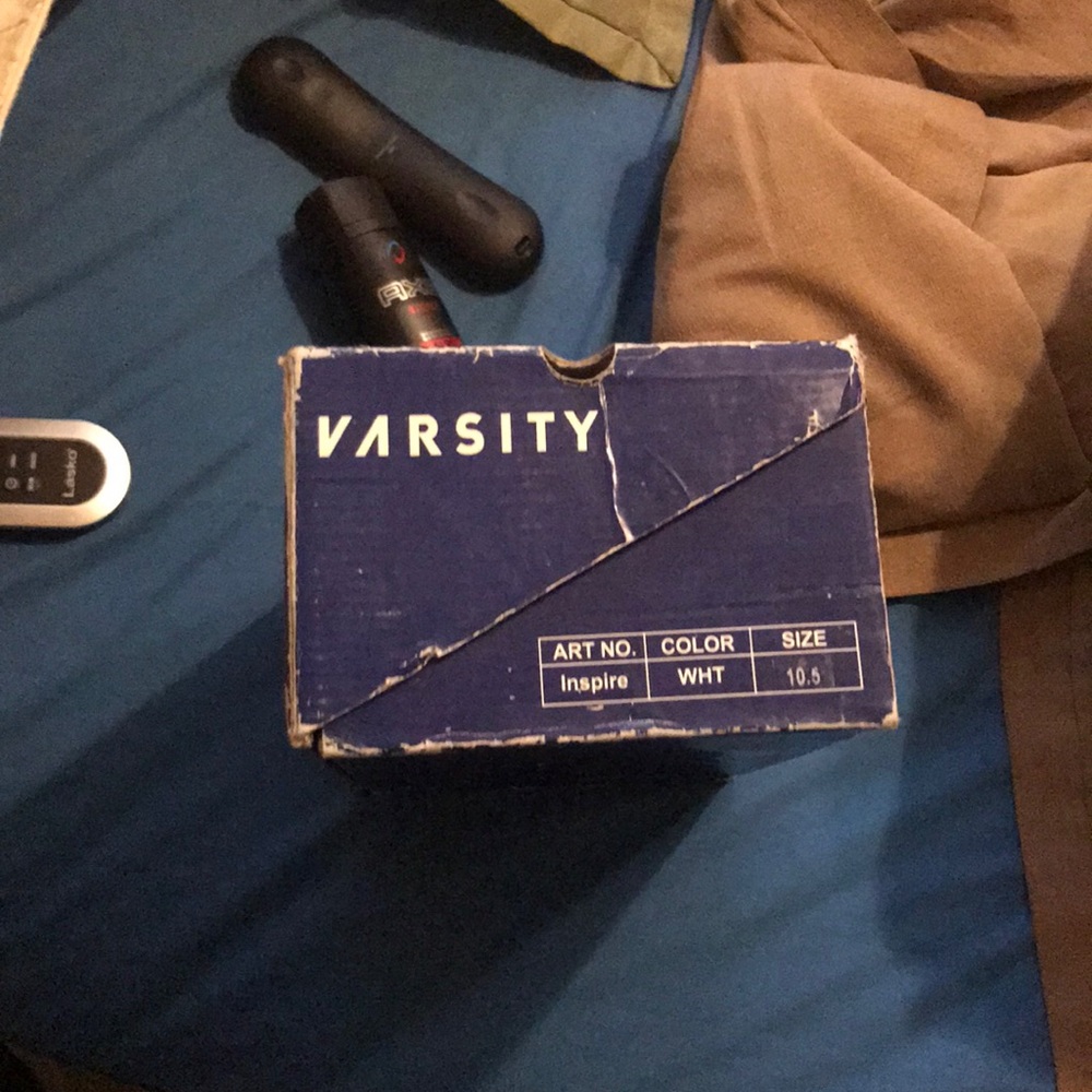 Varsity cheer shoe